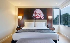 Celebrities Suites Bogota